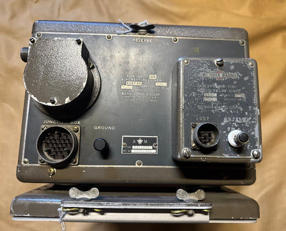 WWII Bendix RA-10DB Aircraft Receiver with MR-11D Loop Relay Unit