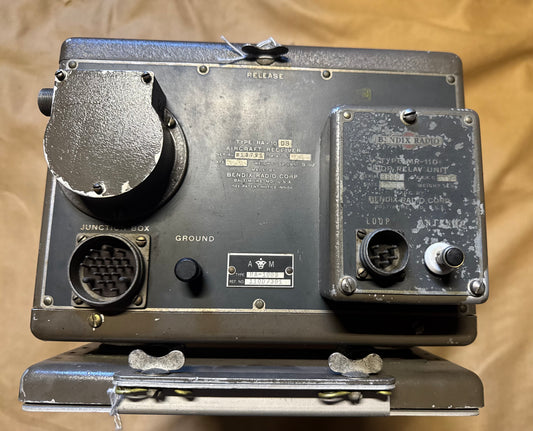 WWII Bendix RA-10DB Aircraft Receiver with MR-11D Loop Relay Unit