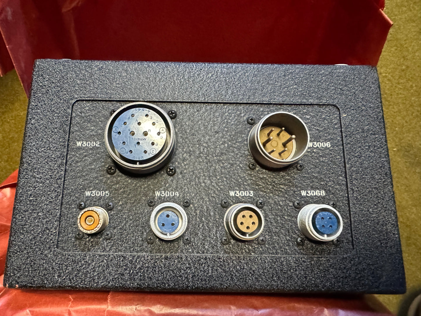 U.S. Military Radar/Power Control Case — C-295/APS-20A — NOS Wrapped, 1952