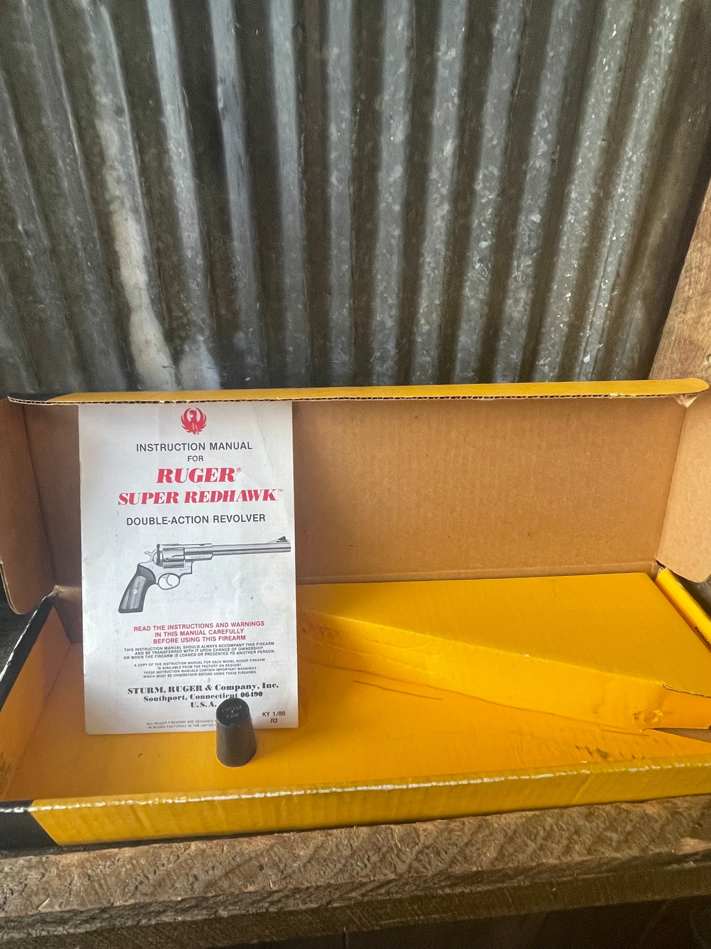 Ruger Super Redhawk .44 Magnum 9.5” Stainless Revolver Package – Leupold M8 Scope, Box & Holsters