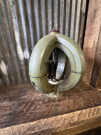 WWII U.S. Army Signal Corps Loop Antenna Assembly – LP-29 / Radio Direction Finding Unit