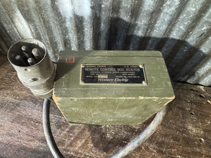 WWII U.S. Army Signal Corps BC-670-B Remote Control Box
