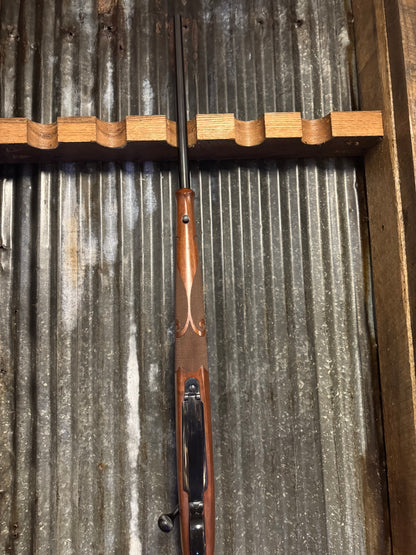 Winchester Model 70 XTR Featherweight
243 Winchester
