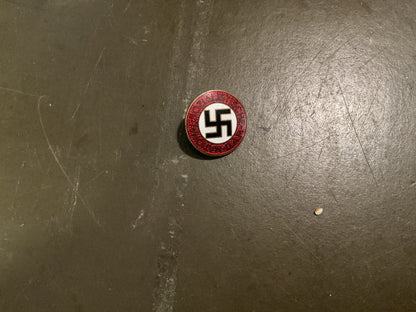 NSDAP PARTY Badge M1/153 Friedrich Orth