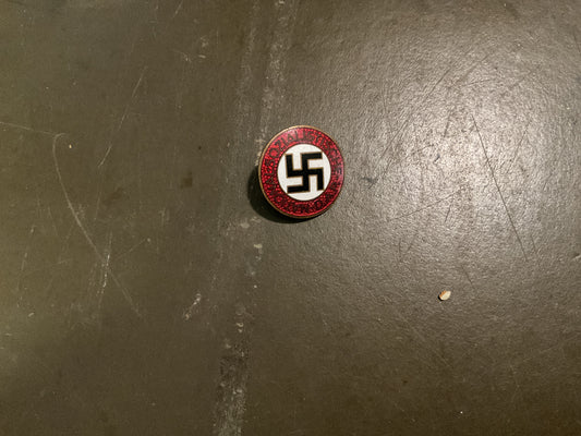 NSDAP PARTY Badge M1/153 Friedrich Orth