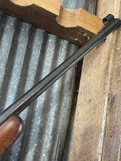 Savage-Anschutz Model 1415/16 .22 LR Bolt-Action Rifle – Leupold VX-1 3-9x40 Scope