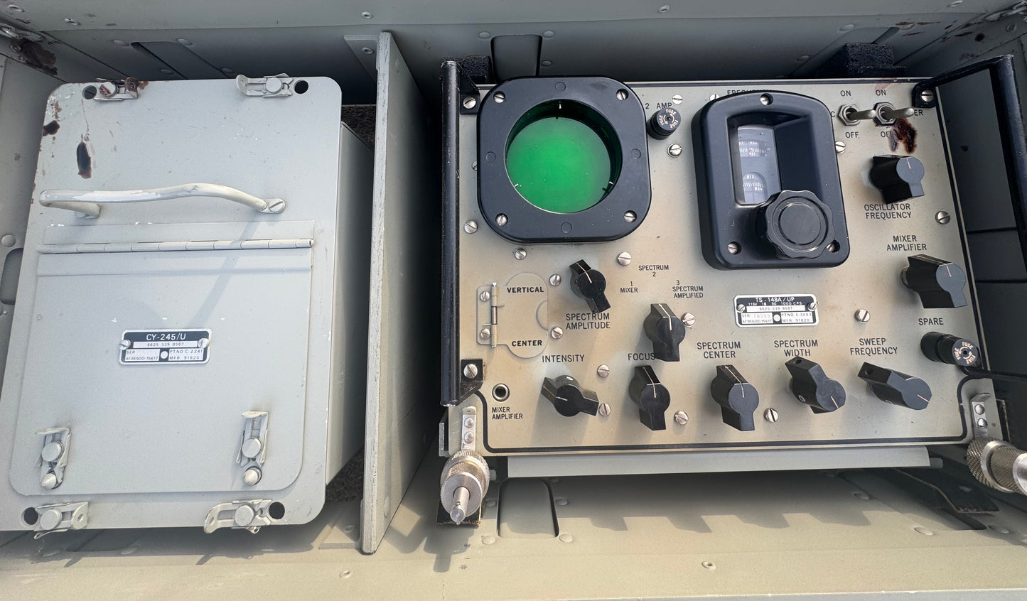 TS-148A/UP Military Spectrum Analyzer / RF Test Set
