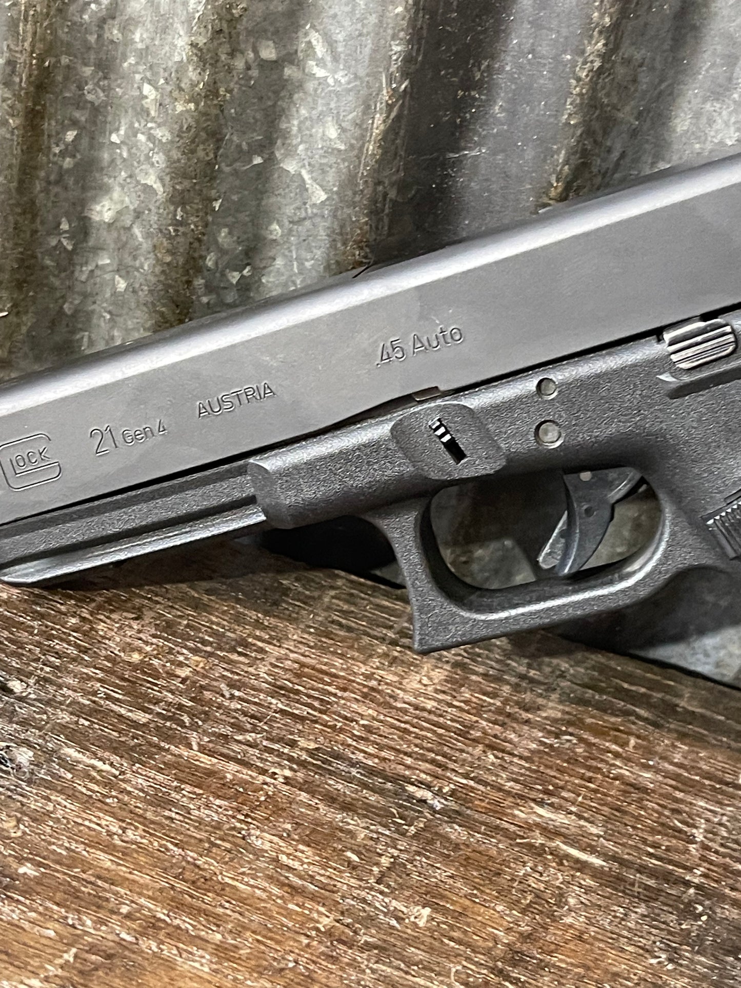 Glock 21 Gen 4 .45 ACP – Full Size – Excellent Condition