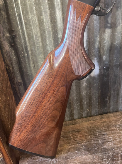 Beautiful Remington Model 572 Fieldmaster BDL pump-action rifle chambered in .22 LR, manufactured in January 1997.