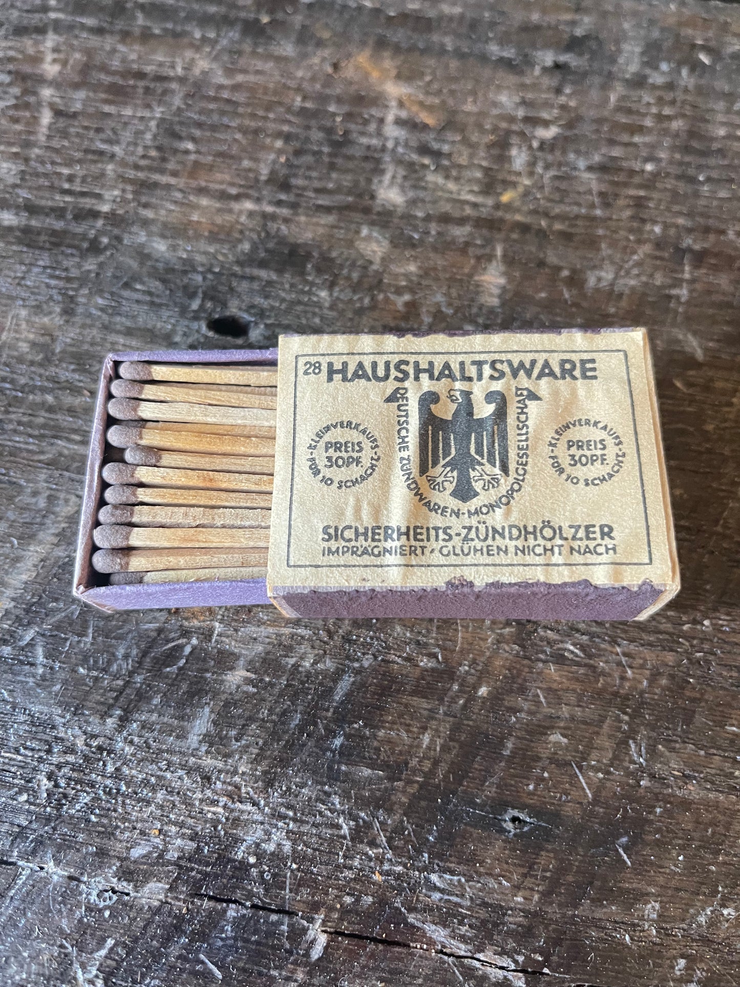 WWII German Household Matches Box – Deutsche Zündwaren Monopoly Society – Partial Contents