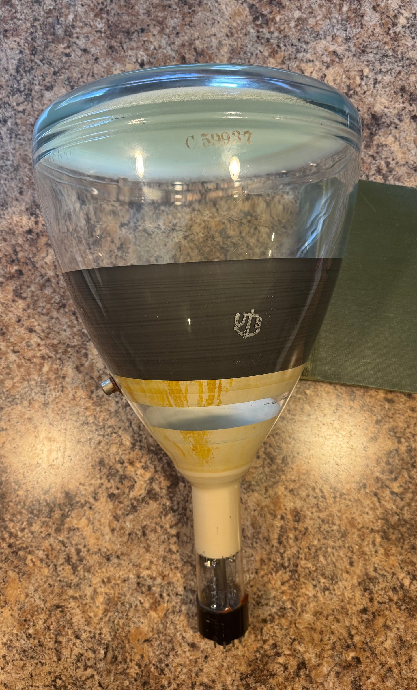 U.S. NAVY / UTS LARGE VACUUM TUBE (RADAR / TRANSMITTER TYPE)