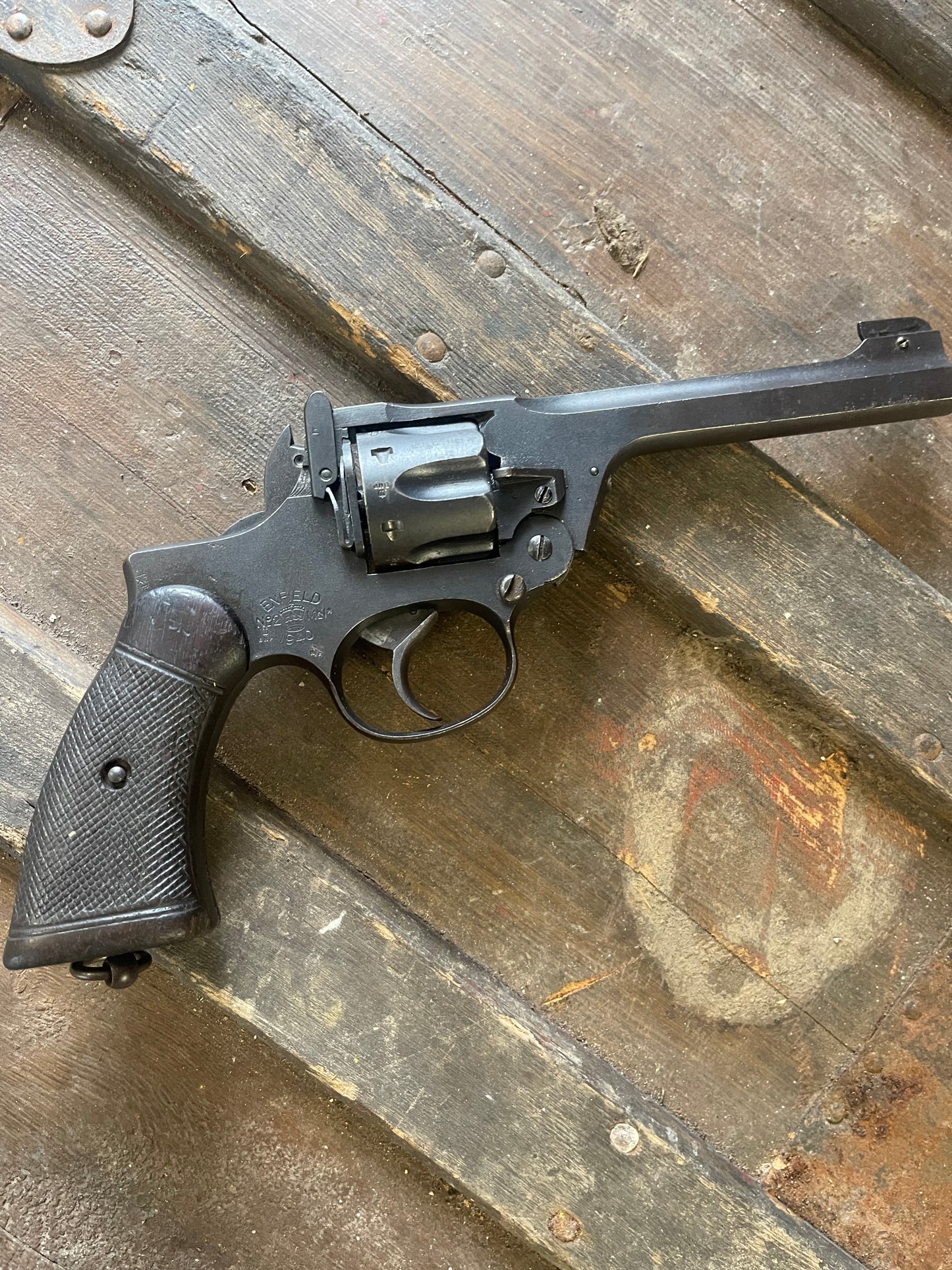 WW2 British Enfield No. 2 mk1 revolver 1940