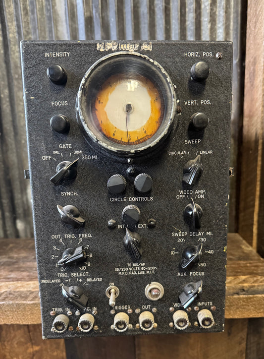 WWII U.S. Army Signal Corps TS-100/AP Oscilloscope