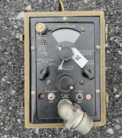 WWII Signal Corps Test Oscillator TS-47/APR