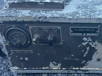 WWII U.S. Navy AN/APS-20 Airborne Search Radar Receiver Unit R-142B/APS-20