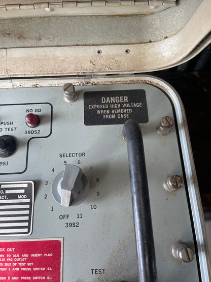 U.S. Navy Electro Explosive Device Test Set Mark 48 Mod 0 (1963) – Complete with Test Cables – Untested