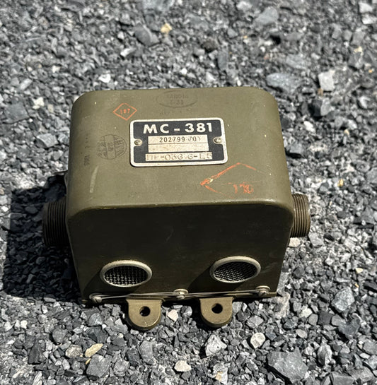 WWII MC-381 Aircraft Radio Microphone Control Box