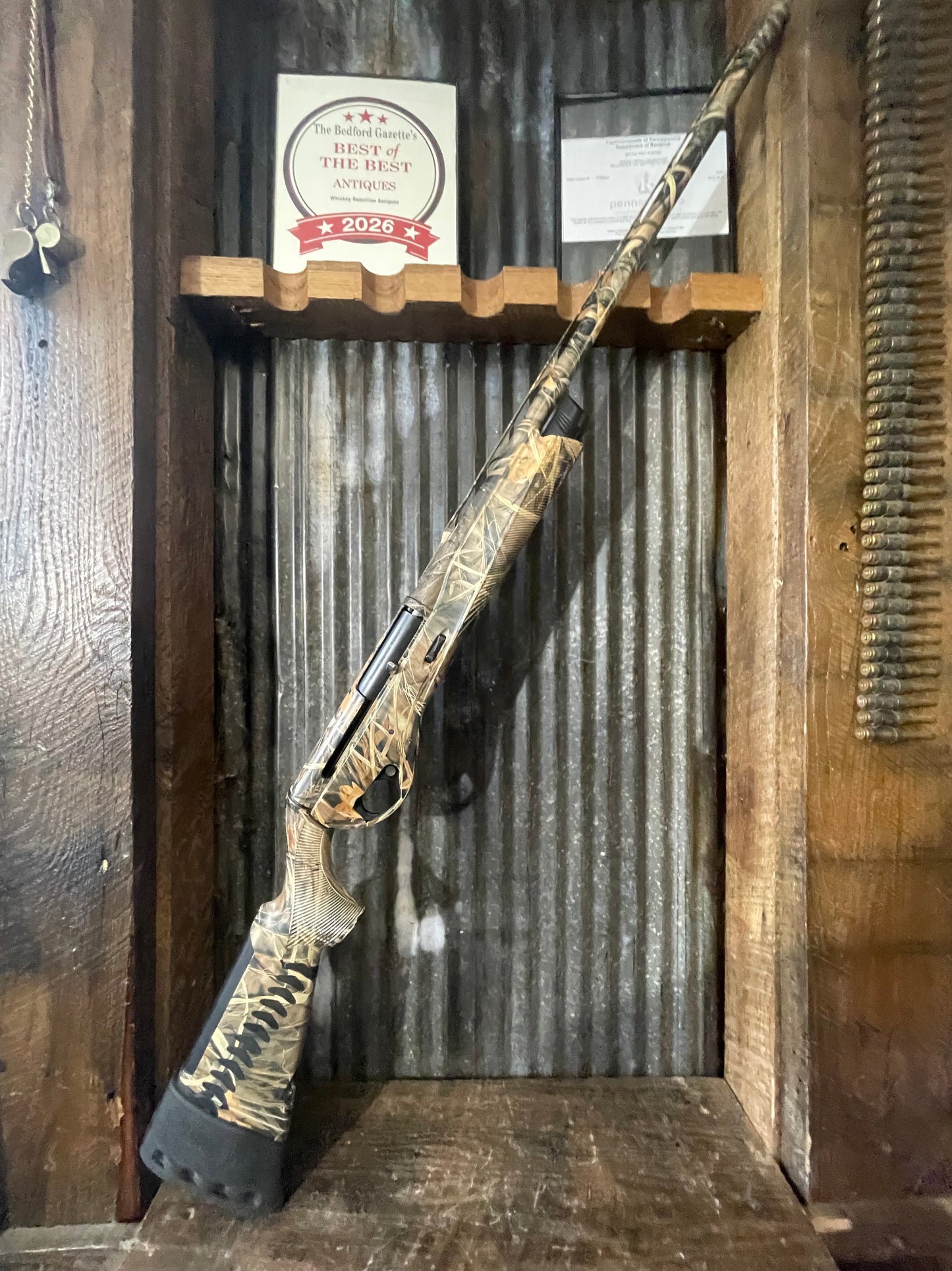 Benelli Vinci 12 Gauge 28” Camo Semi-Automatic Shotgun
