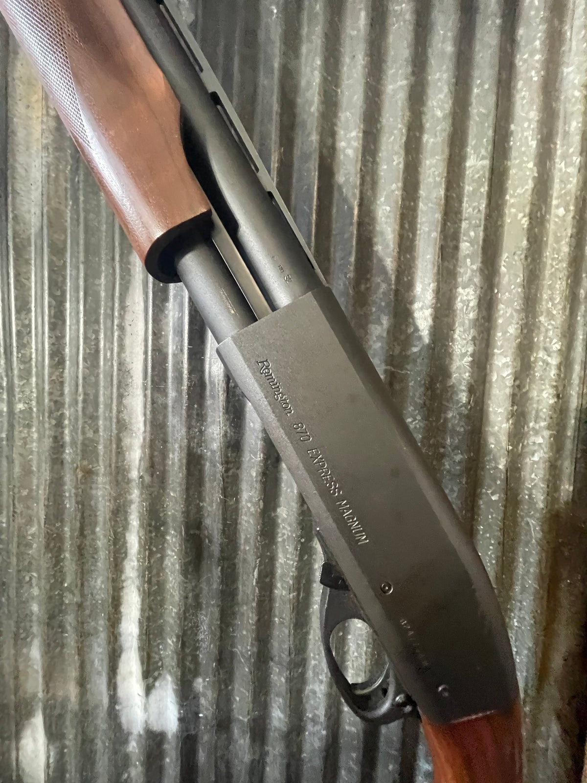 Remington 870 Express Magnum 12 Gauge – Vent Rib – Wood Furniture
