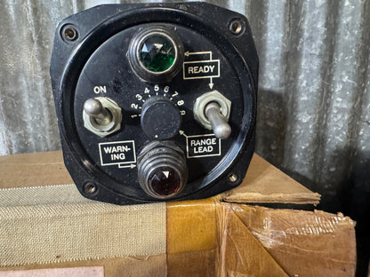 WWII Aircraft Radar Warning Indicator with Original Preservation Box