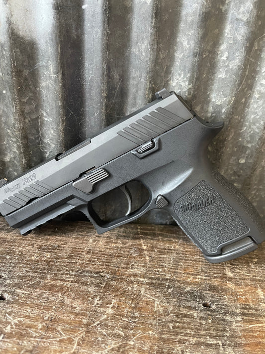 SIG Sauer P320 Compact 9mm Semi-Automatic Pistol – 2 Magazines – 5.11 SIG Sauer Carry Case – Good Condition