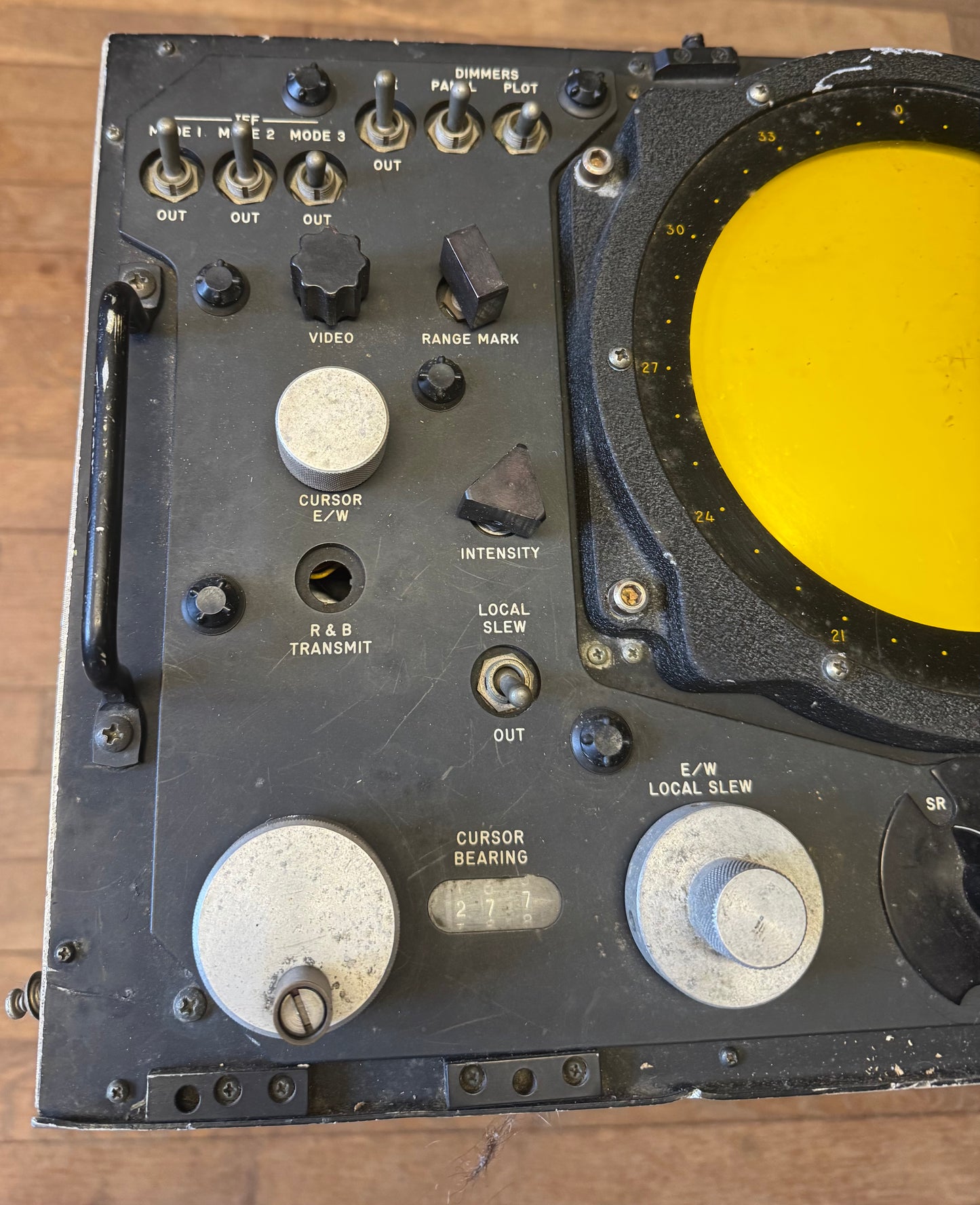 U.S. Navy AN/APS-20B Radar Scope Display Unit – Yellow CRT Screen – Military Aircraft Radar