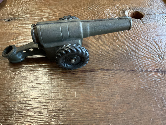 Dinky Toys Cannon