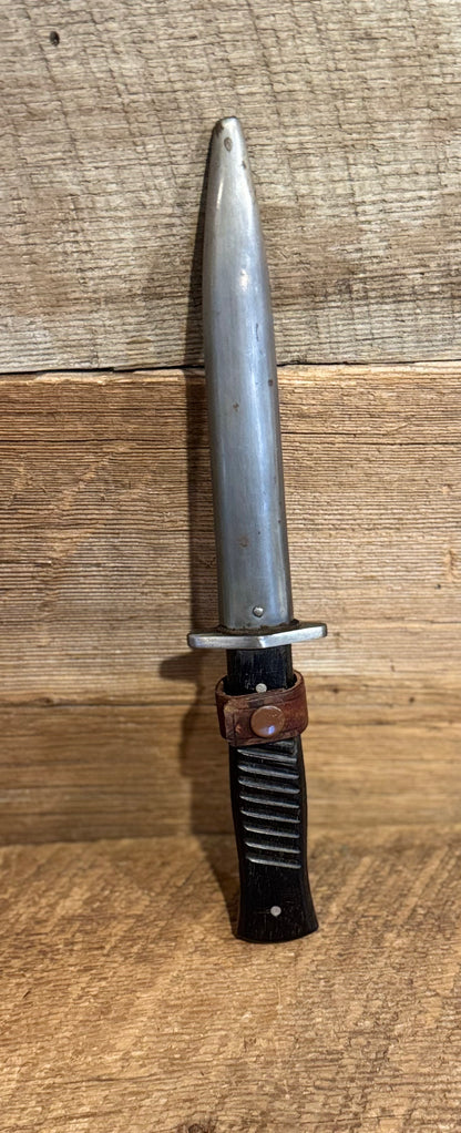 German WWI Trench Fighting Knife “Nahkampfmesser”-High Condition