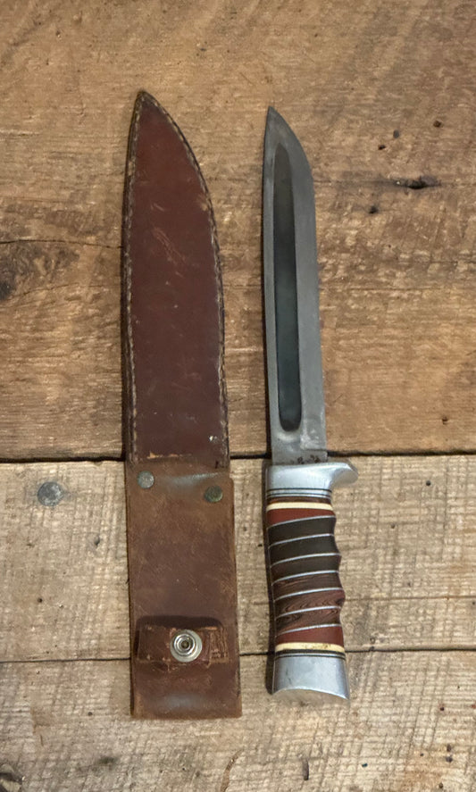 WWII Theatre Knife-Red/Wood
