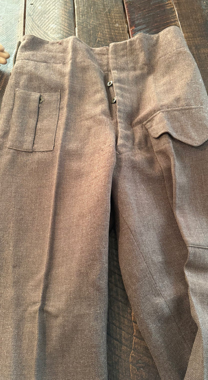 WWII Canadian Paratroopers Dress Uniform