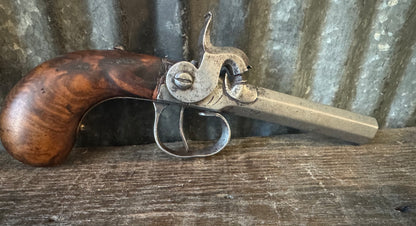 1840–1860 Liège, Belgium Single-shot percussion pocket / muff pistol