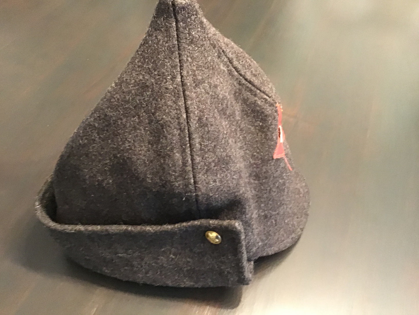Vintage Soviet Russian Ushanka Winter Hat with Red Star Badge – Gray Wool Military Style Cap