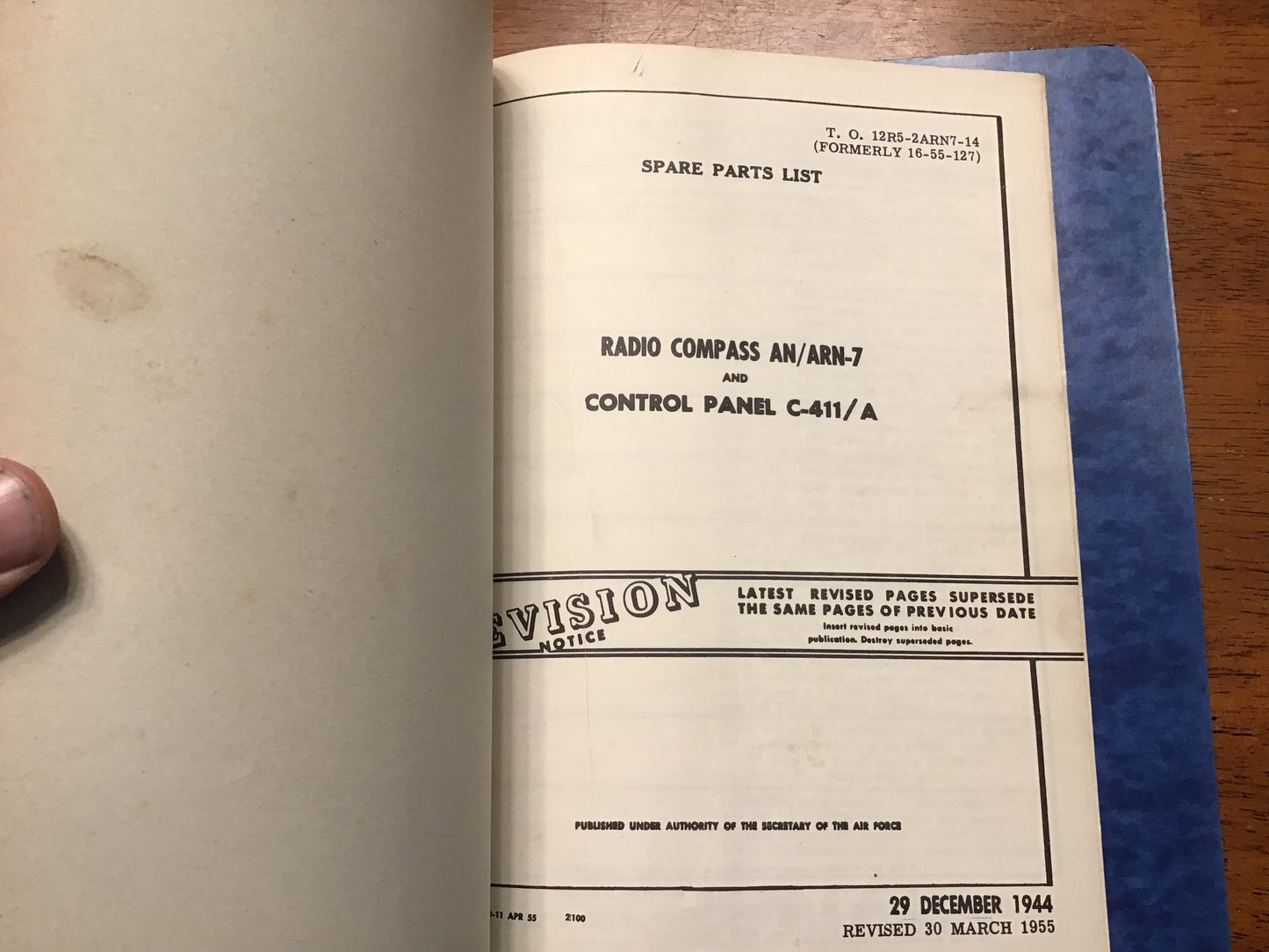 WWII USAAF Radio Compass AN/ARN-7 Technical Manual Binder B-24 Aviation 1944-1955