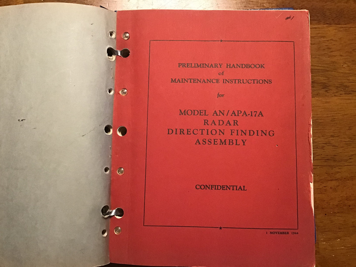 WWII AN/APA-17 & AN/APA-17A Radar Direction Finding Manual Binder 1944-1953 USAF Navy