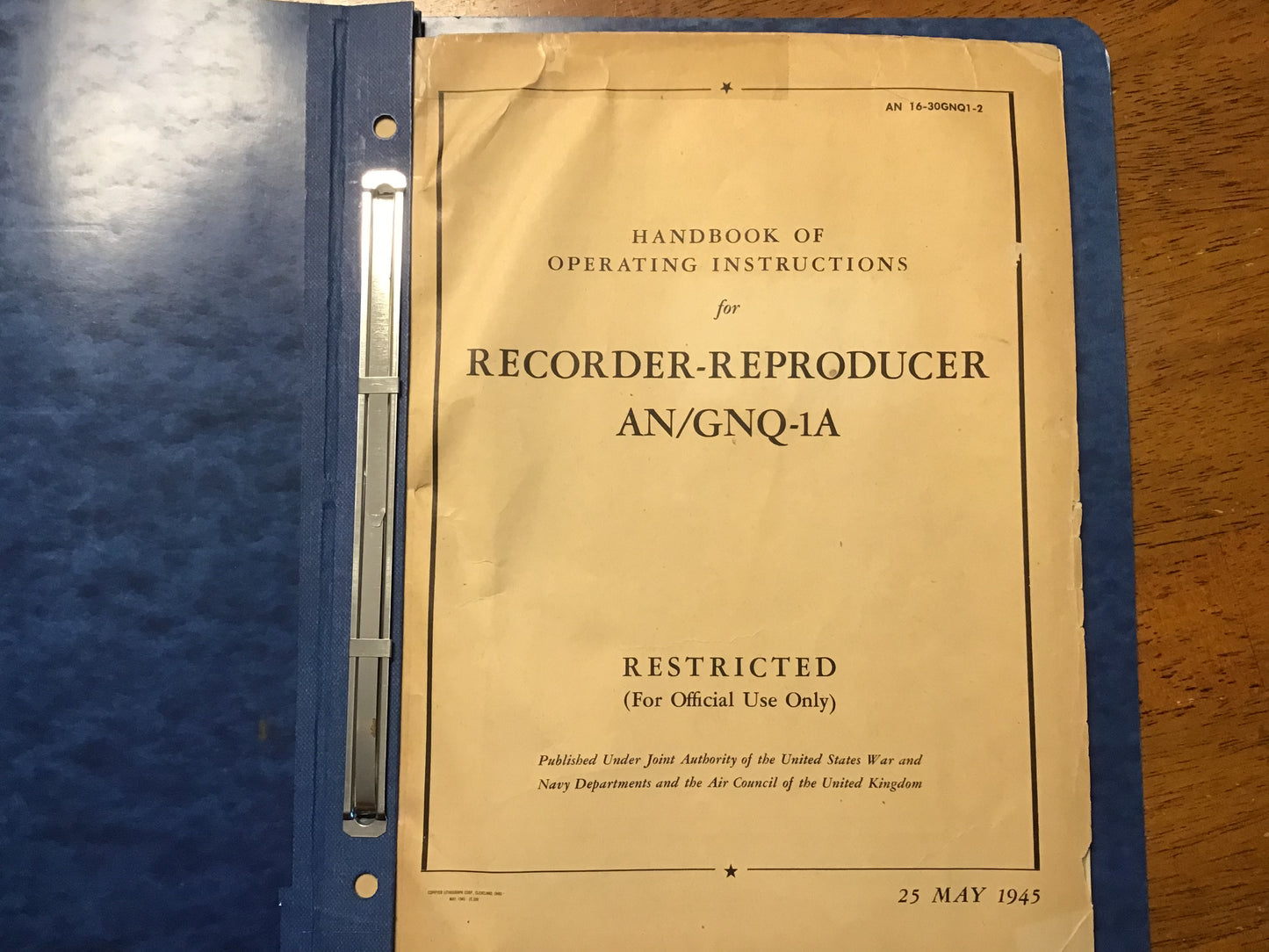 WWII AN/GNQ-1A Recorder-Reproducer Handbook 1945 U.S. Army Navy Technical Manual Original