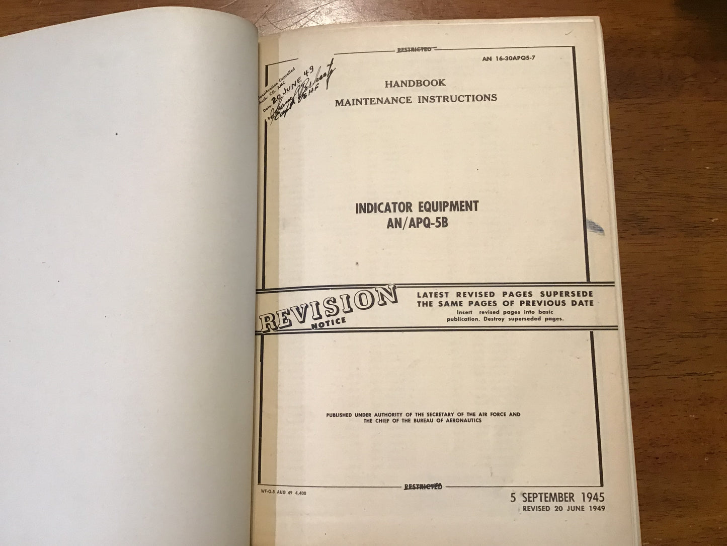 WWII AN/APQ-5B Radar Indicator Equipment Manual Set 1945 Parts & Maintenance AAF