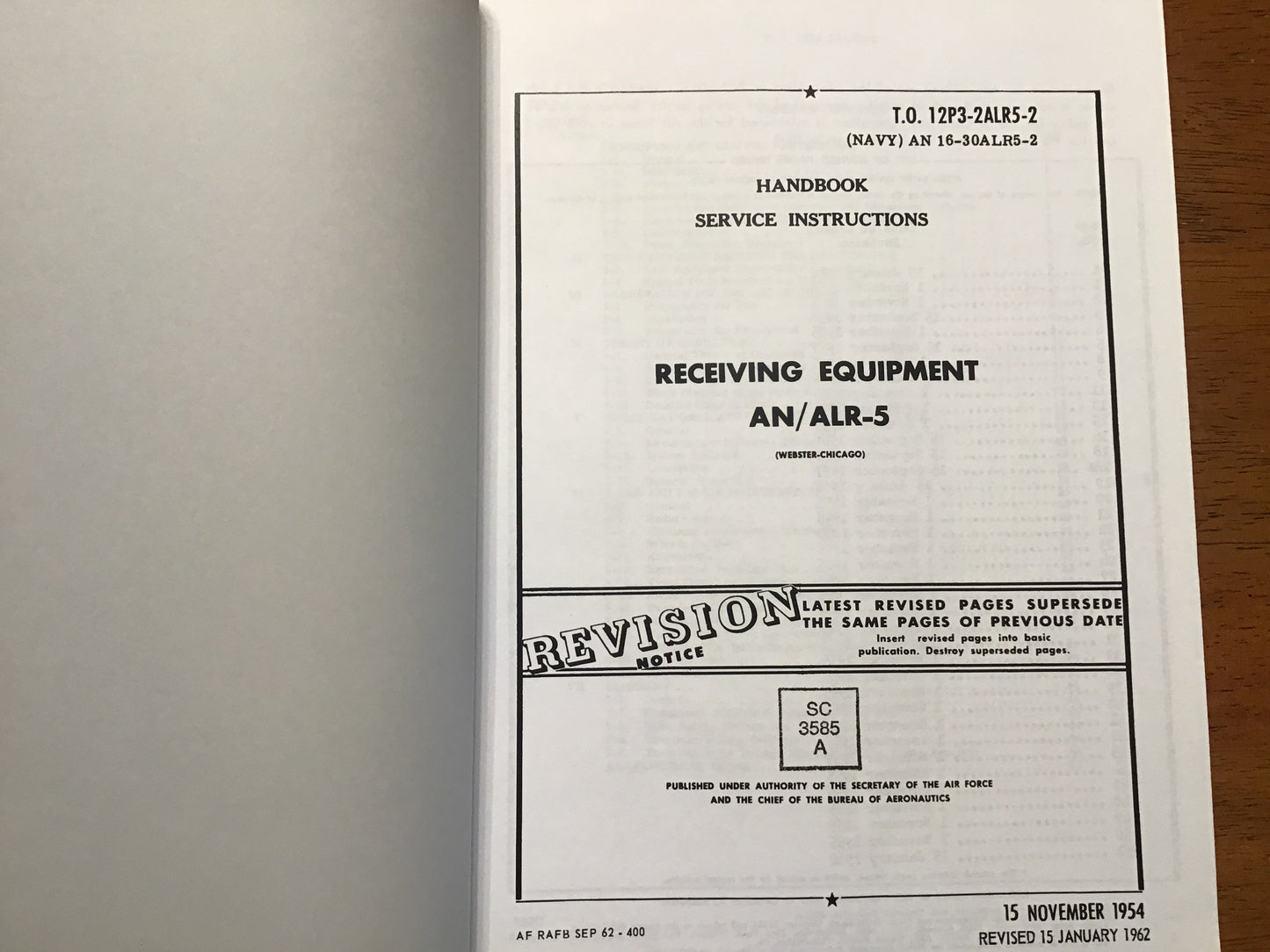 1954 AN/ALR-5 Receiving Equipment Service Manual T.O. 12P3-2ALR5-2 USAF US Navy