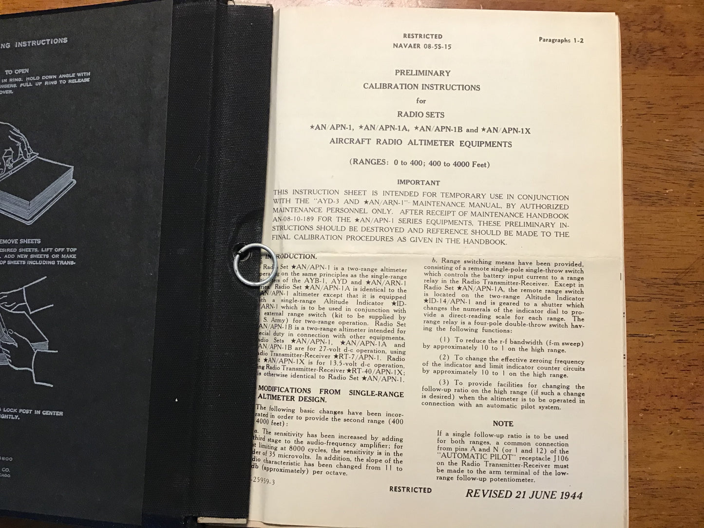 WWII USAAF AN/APN-1 Aircraft Radio Altimeter Technical Manual Binder NAVAER AN-08-10 TO Set