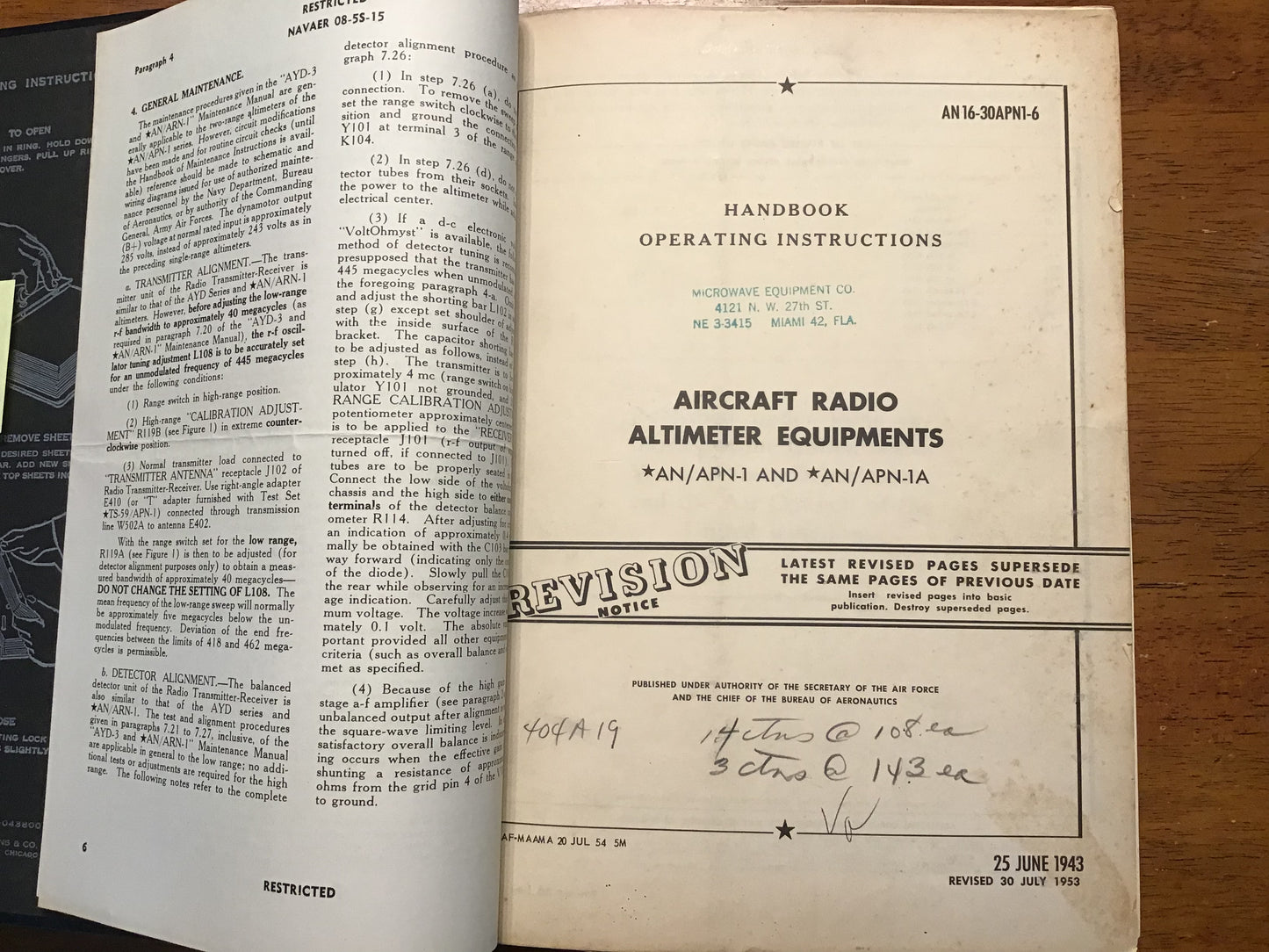 WWII USAAF AN/APN-1 Aircraft Radio Altimeter Technical Manual Binder NAVAER AN-08-10 TO Set