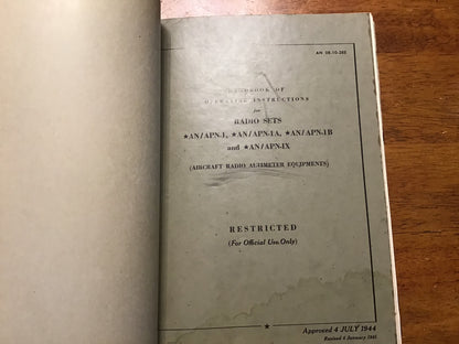 WWII USAAF AN/APN-1 Aircraft Radio Altimeter Technical Manual Binder NAVAER AN-08-10 TO Set