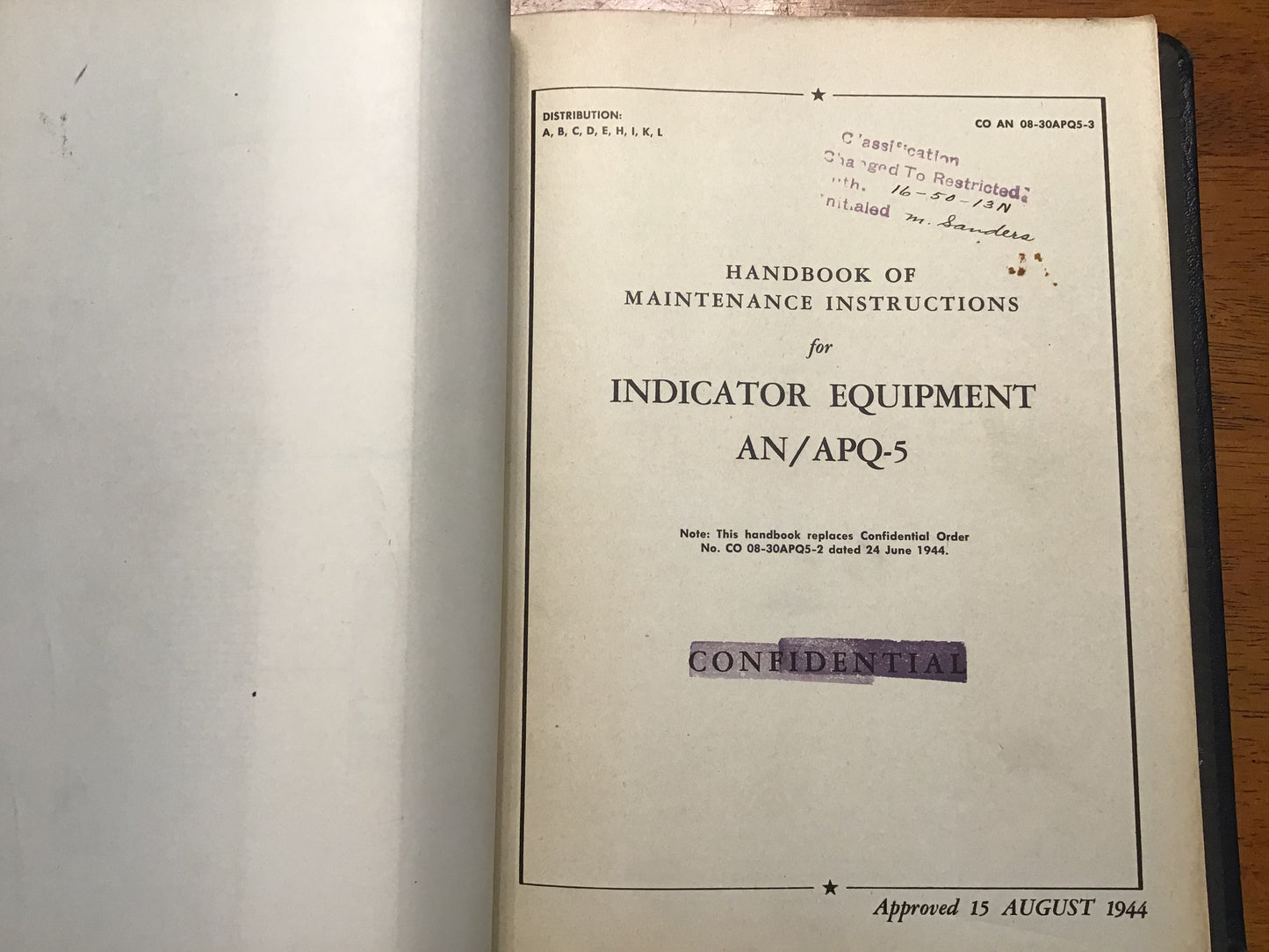 WWII USAAF AN/APQ-5 Radar Indicator Equipment Manual Binder AAF Publications Confidential