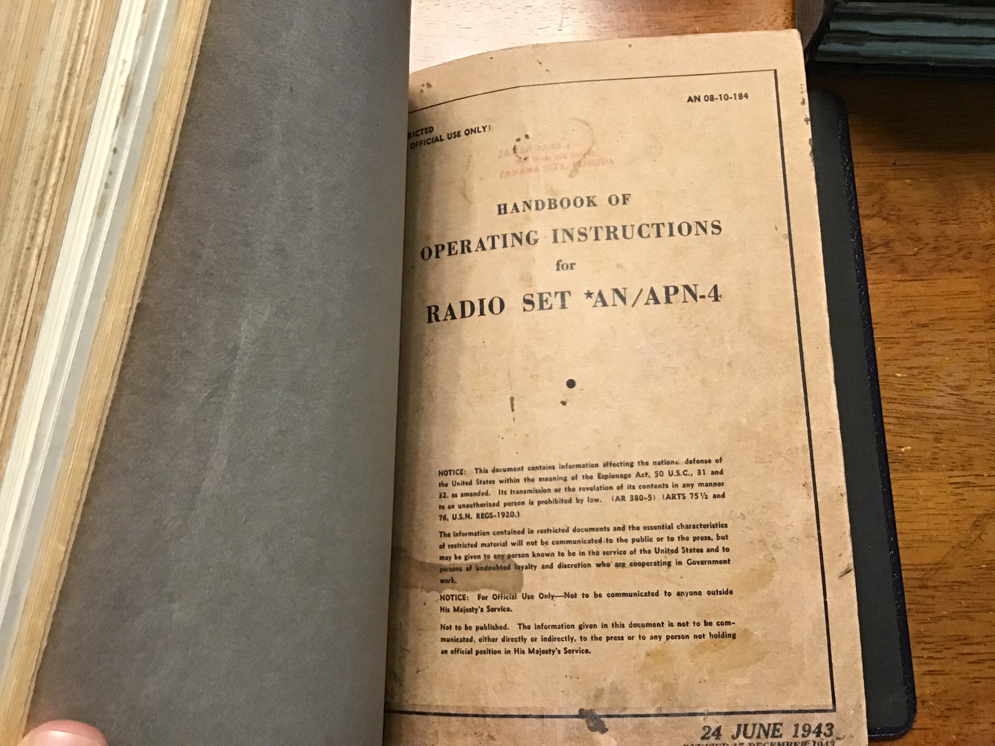 WWII USAAF AN/APN-4 Radio Set Manual Binder AAF Publications Confidential Restricted 1943-45