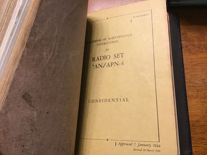 WWII USAAF AN/APN-4 Radio Set Manual Binder AAF Publications Confidential Restricted 1943-45