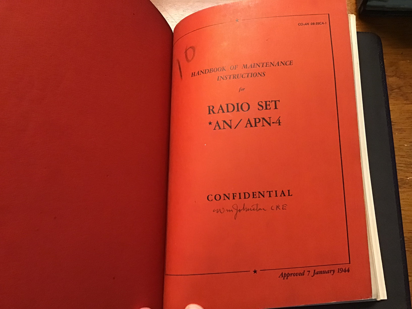 WWII USAAF AN/APN-4 Radio Set Manual Binder AAF Publications Confidential Restricted 1943-45