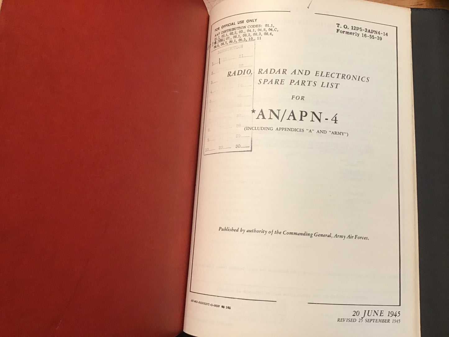 WWII USAAF AN/APN-4 Radio Set Manual Binder AAF Publications Confidential Restricted 1943-45
