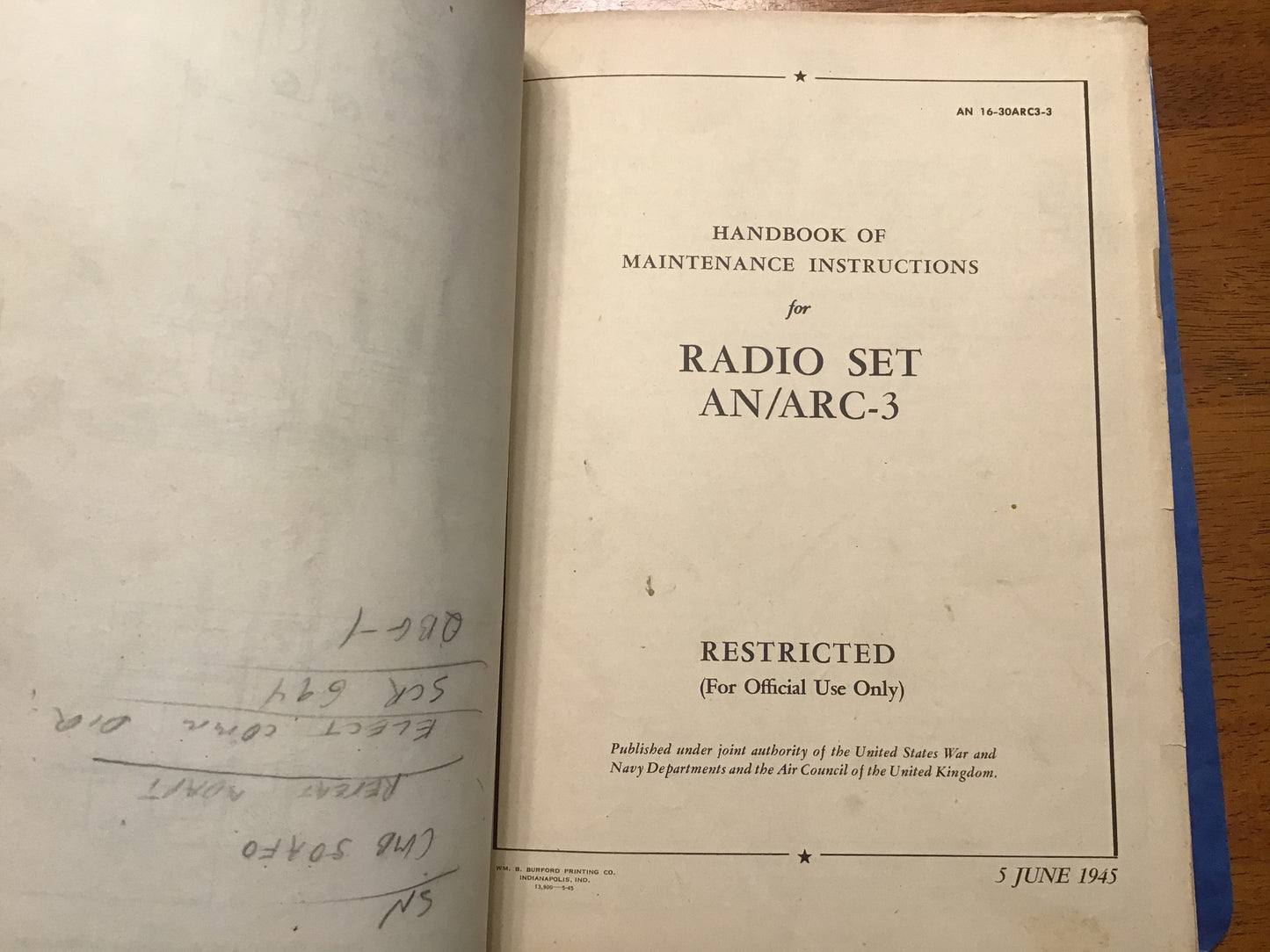 WWII AN/ARC-3 Radio Set Manual Binder Operating & Maintenance Instructions 1944-45 Restricted