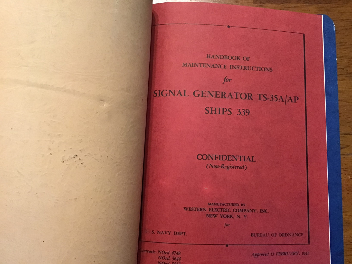 WWII U.S. Navy TS-35/AP & TS-35A/AP Signal Generator Manual Set SHIPS 284 & 339 Binder