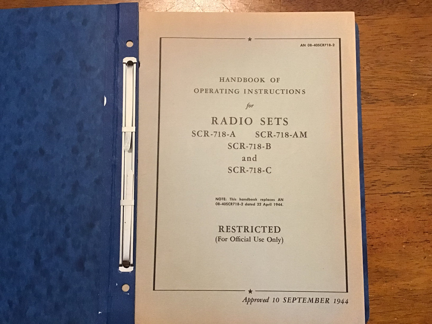 WWII U.S. Army SCR-718 Radio Set Manual Binder AN-08-40SCR718-2 w/ Service & Parts 1944-1954