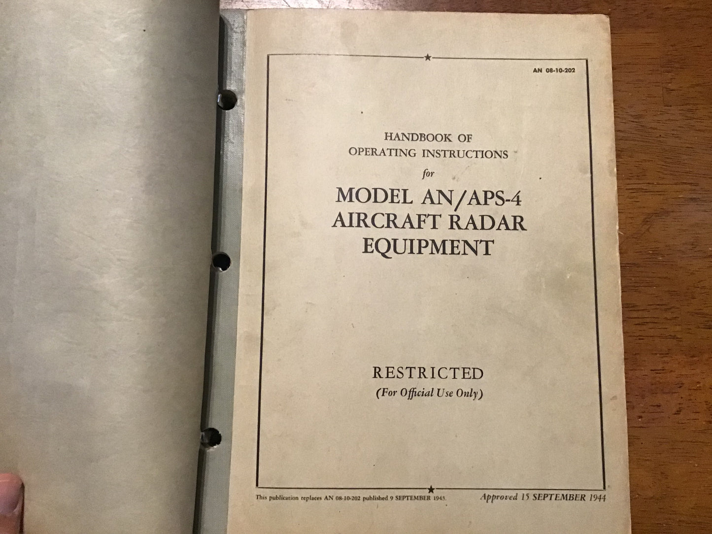 WWII AN/APS-4 Aircraft Radar Equipment Manual Set 1943-45 Original USAAF Navy Binder