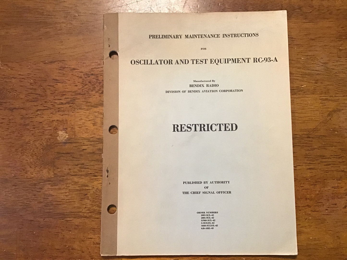 WWII Bendix RC-93-A Oscillator Test Equipment Maintenance Manual Restricted Signal Corps